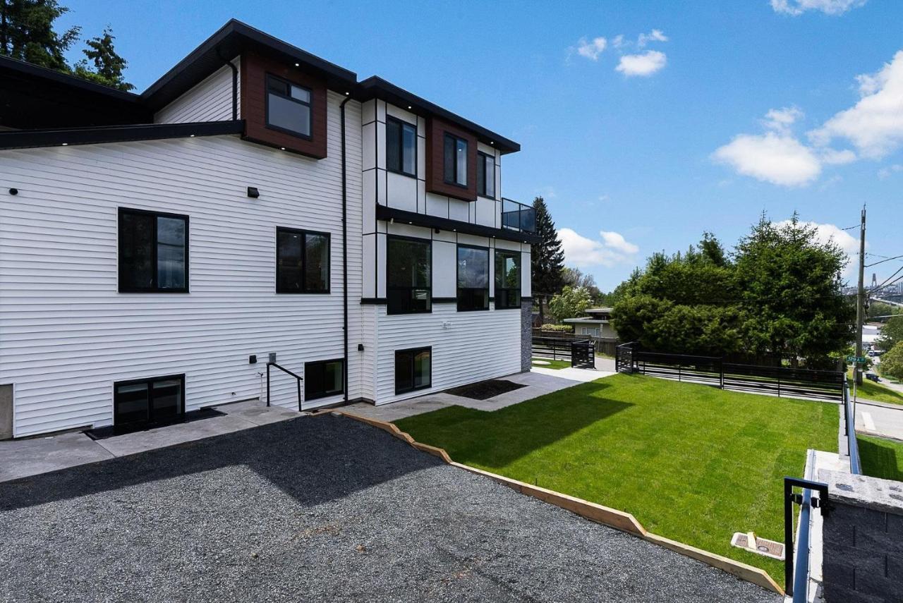 William Place Surrey Exterior photo